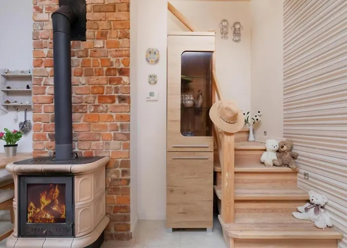 Lägenhet Spacious And Comfortable Pobierowo