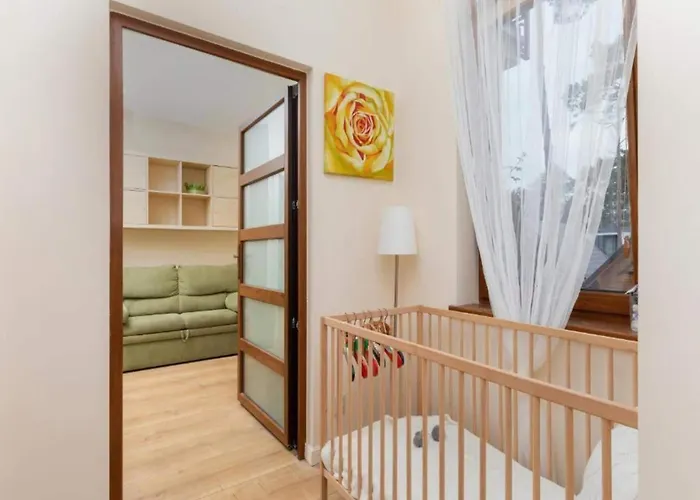 Spacious And Comfortable Lägenhet *